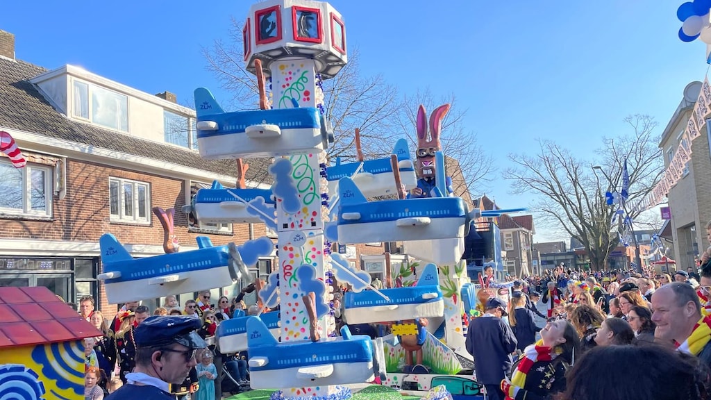 De KLM-praalwagen van de Mallehaozen.