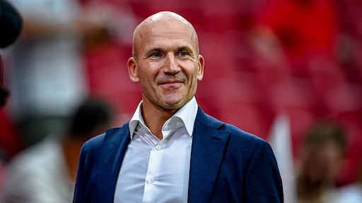Alex Kroes wordt niet gestraft door KNVB en licentiecommissie na aandelenhandel Ajax