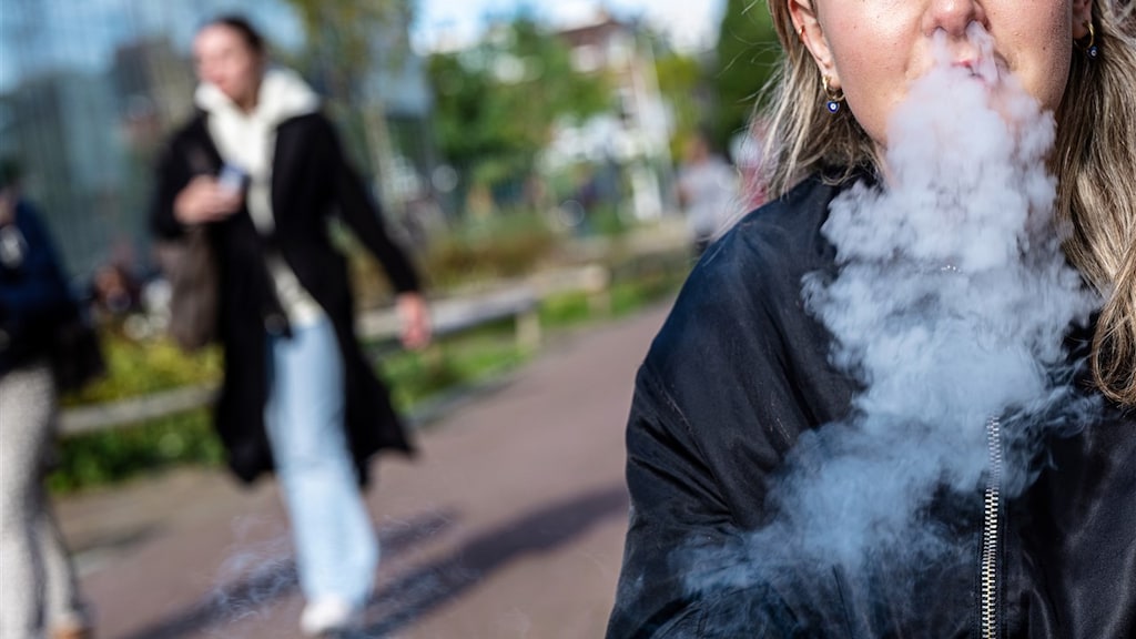 Veel jongeren die vapen, weten niet dat ze nicotine roken: 'Zeer verslavend'