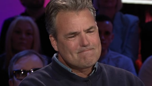 Reinout Oerlemans in tranen aan tafel bij Eva Jinek: 'Pijnlijk dat het zo is afgelopen met Antonie Kamerling'
