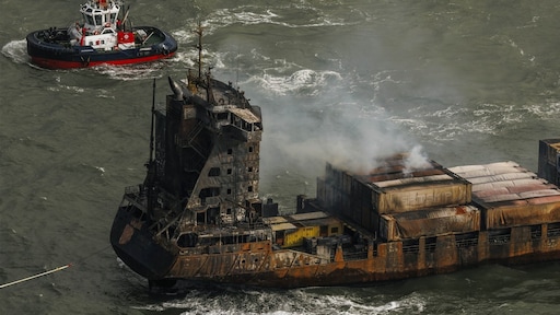 Britse politie houdt kapitein aan om gebotste schepen Noordzee