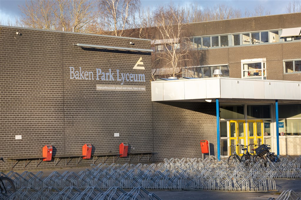 School Almere luidt noodklok over ronselen leerlingen door criminelen: 'Leerlingen worden weggevoerd'