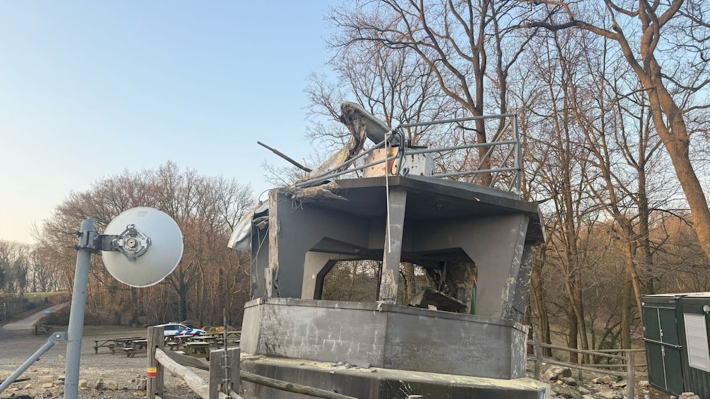 Onduidelijk is nog hoe de Wilhelminatoren in elkaar kon storten.