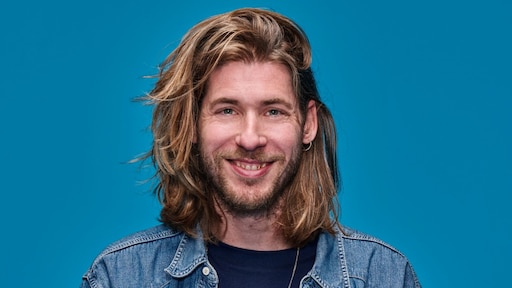 Frank van der Lende begint nieuw programma over livemuziek: 'Alsof we in de kroeg zitten'