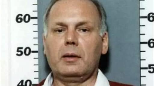 Op de vlucht geslagen Britse kindermisbruiker schuldig bevonden aan 97 misdrijven