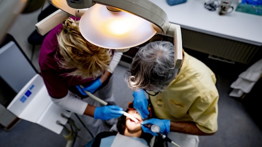 Eén op de zes Nederlanders heeft kiespijn: 'Gezond gebit wordt steeds meer een statussymbool'