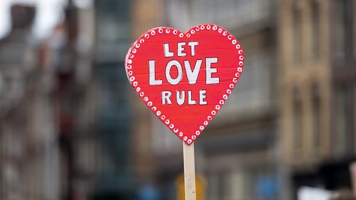 'Wat begon met ergernis in de trein, eindigde met een kus'