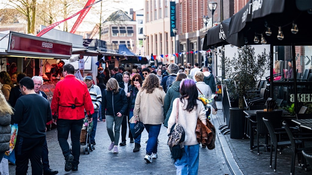 Inkomens huishoudens gingen in 2024 harder omhoog dan de prijzen