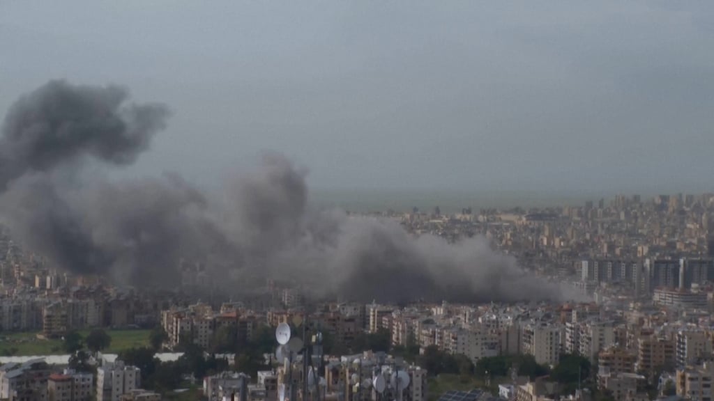 Israëlische bombardementen op zuidelijke wijk Beiroet: 'Staakt-het-vuren onder druk'