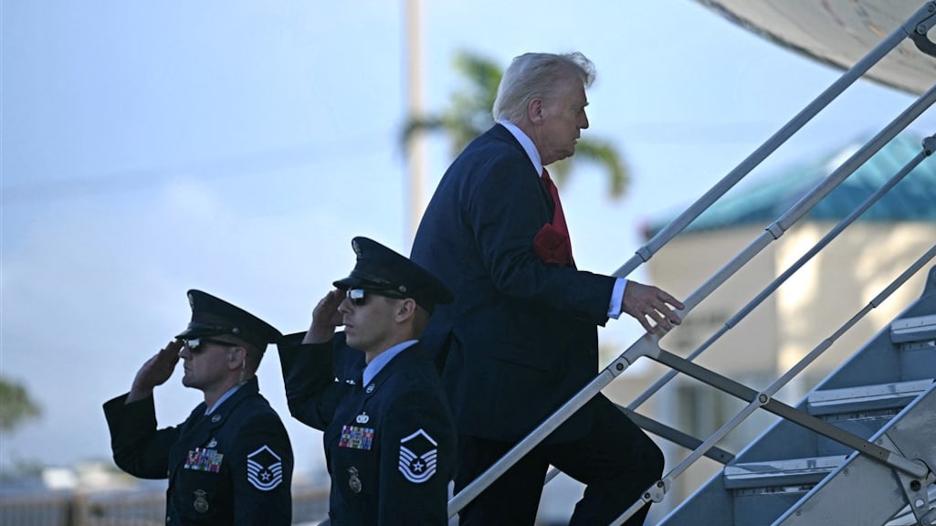 Trump zegt dat er 'opties' zijn voor een derde termijn