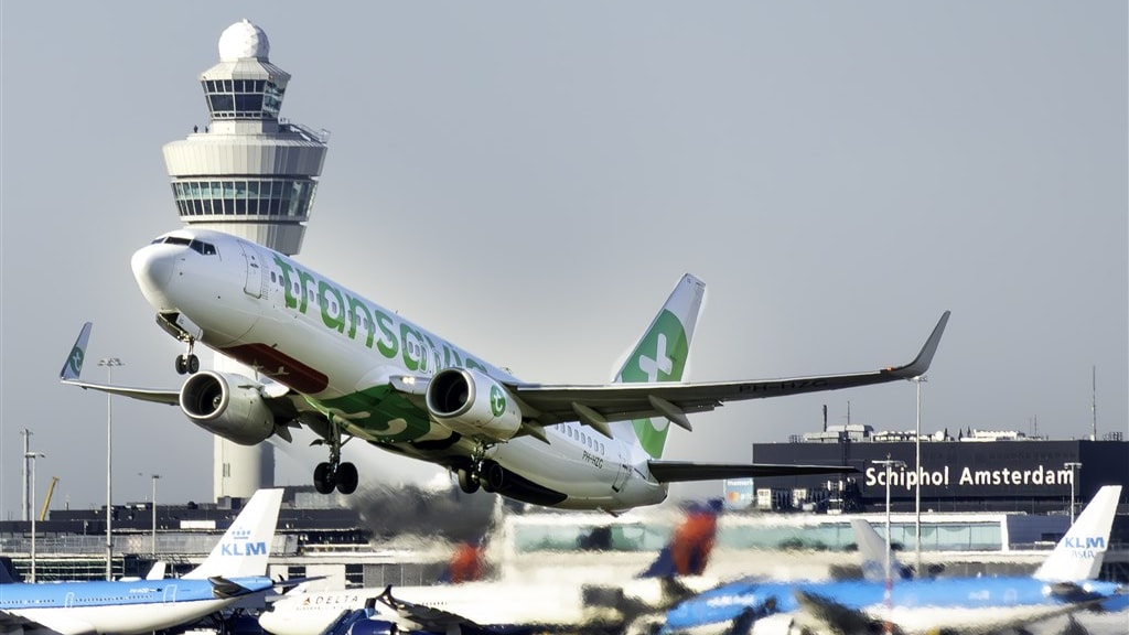 CO2-uitstoot grootste vervuilers ineens weer gestegen, luchtvaart aan kop