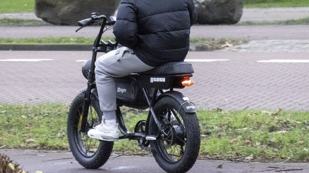 Vijf fatbikers aangehouden, gaven mogelijk voorbijgangers klap op billen