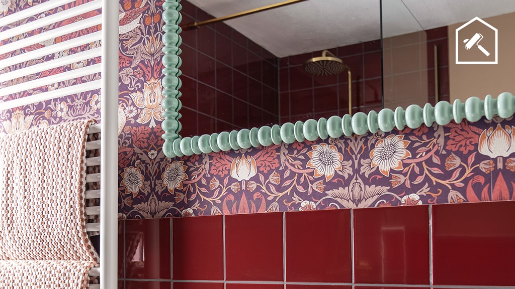 Veel reacties op KZK: "Behang in een vochtige ruimte, hoe verzin je het?"