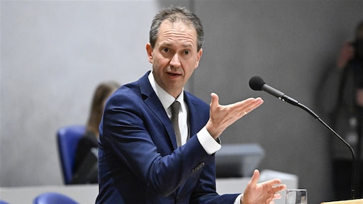 Minister Eddy van Hijum doet aangifte na lekken brief over pensioenplannen