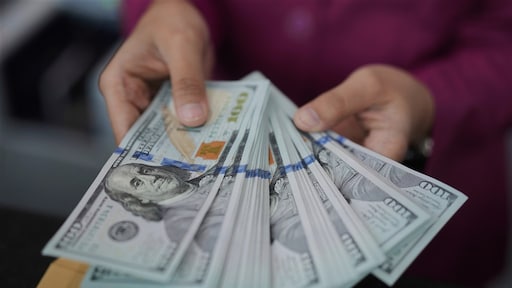 'De dollar gaat door het putje en dat is goed nieuws voor Europa'