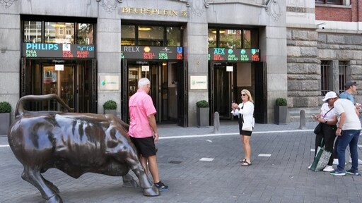 'ECB moet om onrustige markten banken tijdelijk verbieden dividend te betalen'