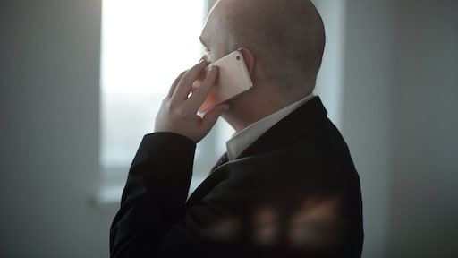 Verloskundigen lastiggevallen met seksueel getinte telefoontjes: 'Je voelt je onveilig'