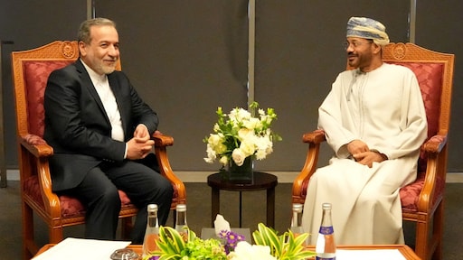 Onderhandelen in plaats van bombarderen: VS en Iran praten verder over nucleaire deal