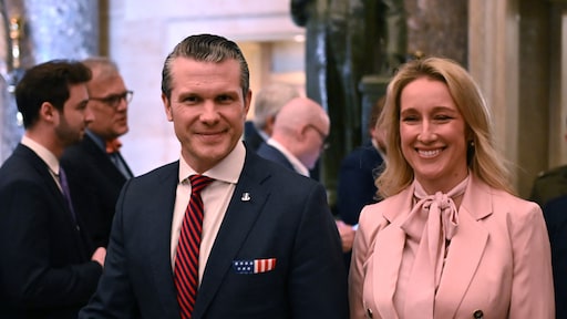 Ook Defensieminister VS deelde gevoelige informatie regering in groepschat