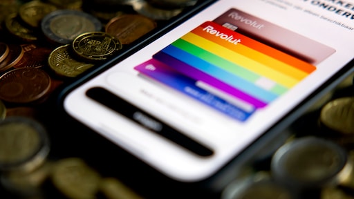 Het gaat goed met Revolut: recordcijfers en miljoen klanten in Nederland