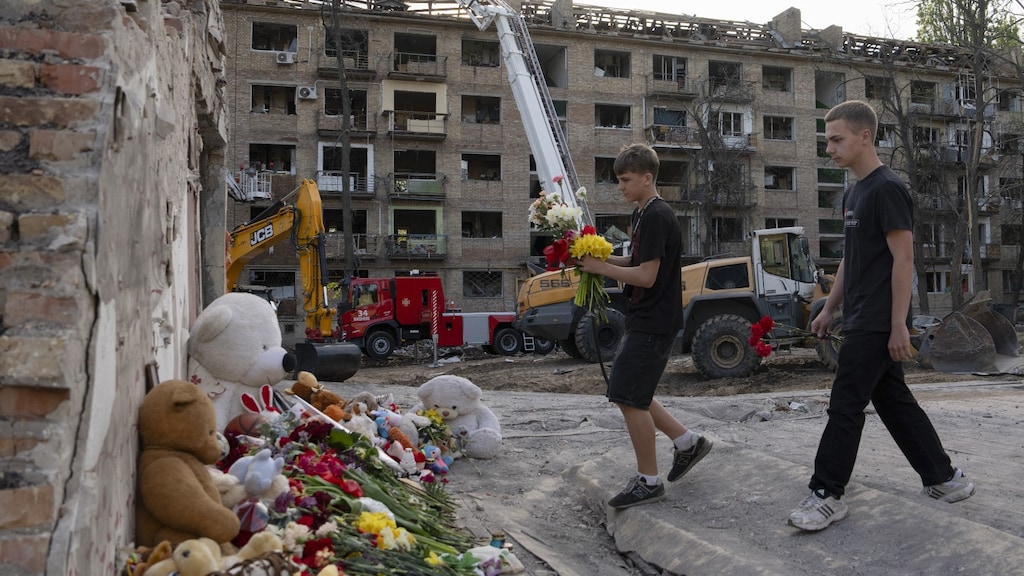 'Doneren uit woede': na elke raketaanval sturen Oekraïners weer geld naar het leger