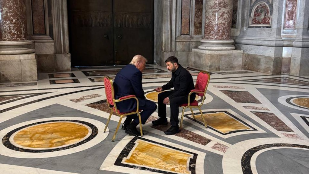 Topoverleg in Vaticaanstad: 'Trump verliest duidelijk zijn geduld'