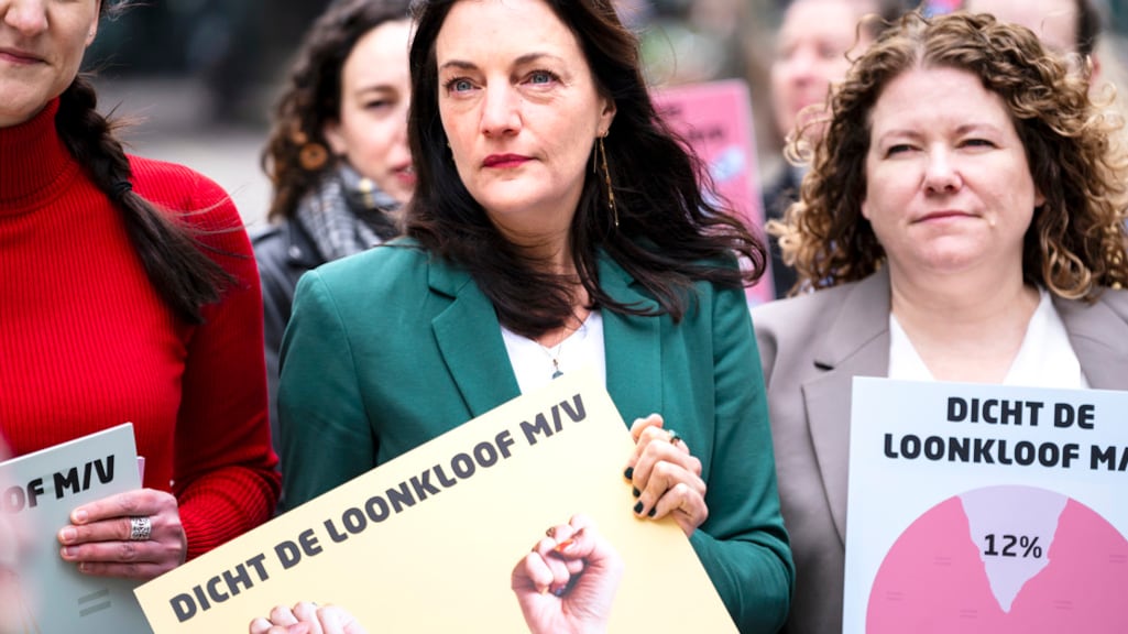 Loonkloof tussen mannen en vrouwen steeds kleiner