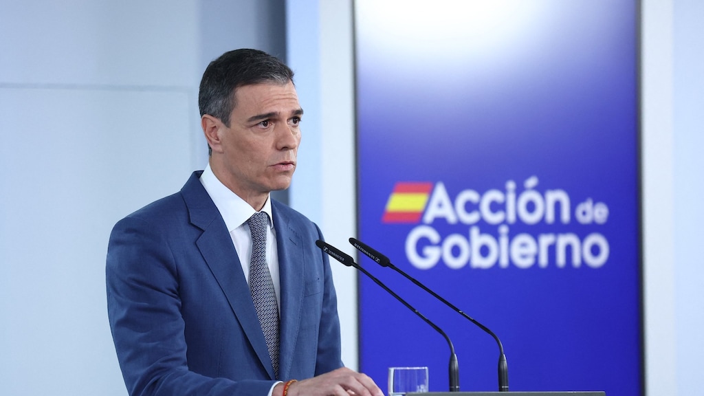 Spaanse premier Sanchez over stroomstoring: 'Dit mag nooit meer gebeuren'