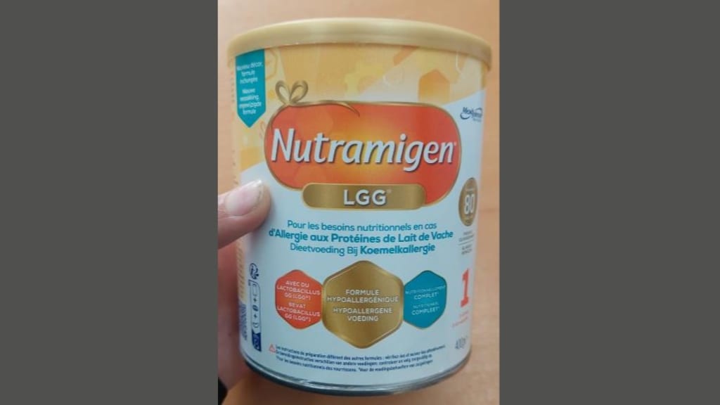 De babyvoeding van Sewar