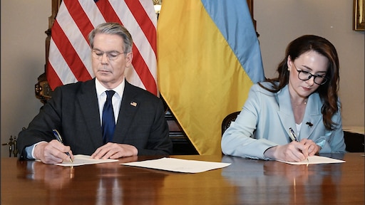 VS en Oekraïne tekenen langverwachte deal, richten investeringsfonds op