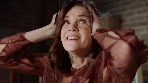 Nina Sanders verliest controle in GTST door 'mysterieuze klopgeest'