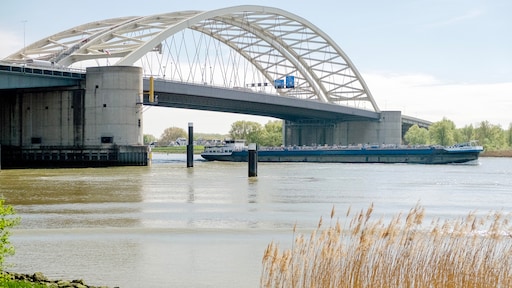 Renovatie Rotterdamse Van Brienenoordbrug bijna drie keer duurder: mogelijk 2 miljard euro