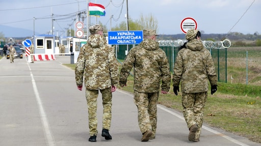 Hongaarse spionnen in Oekraïne gearresteerd: 'Verzamelden informatie over het leger'