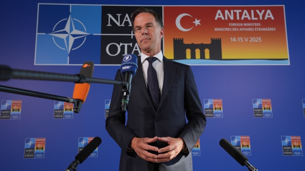 NAVO-baas Rutte in Antalya.