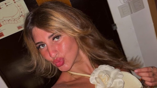 Britse tiener die verdween vanaf vakantieadres Thailand duikt op in gevangenis Georgië