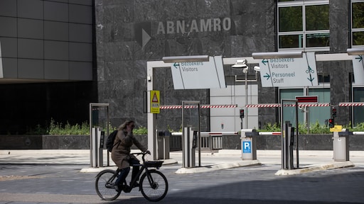 Belang van staat in ABN AMRO afgenomen tot minder dan een derde