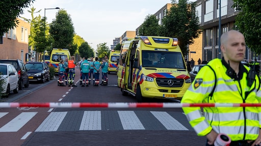 Twee doden bij steekpartij Hoofddorp, ook twee agenten gewond