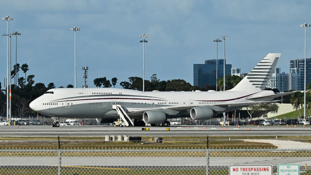 VS accepteren officieel Boeing als cadeau van Qatar