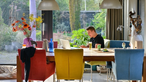 CPB: inkomens meeste Nederlanders stijgen harder dan vaste lasten