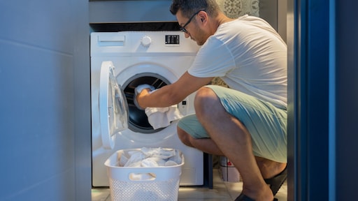 Moet je nieuwe kleding wassen? 'Ringworm opgelopen door alleen al aanraken'