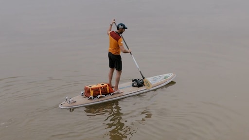 Merijn supte 1250 kilometer naar Nice voor statiegeld, meters voor finish gestopt