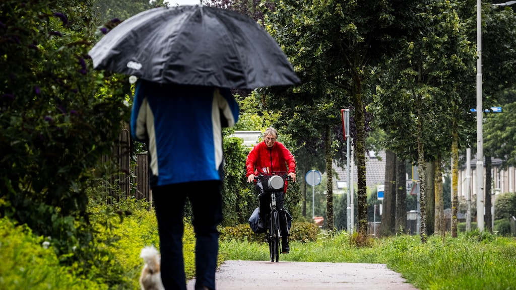 Vandaag bewolkt met regen, daarna veel zon en hoge temperaturen