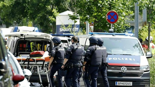 Oud-leerling schiet negen mensen dood bij Oostenrijkse school