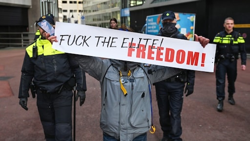 Acht 'soevereinen' opgepakt bij grote politieactie, ook wapens ingenomen