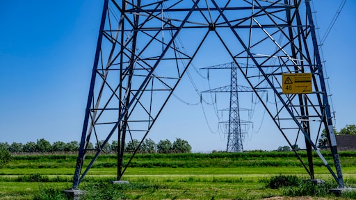 Vertraging van jaren bij uitbreiding stroomnet in Utrecht, Flevoland en Gelderland