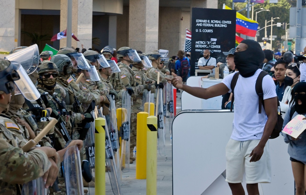 Trump mag Nationale Garde voorlopig inzetten in Los Angeles