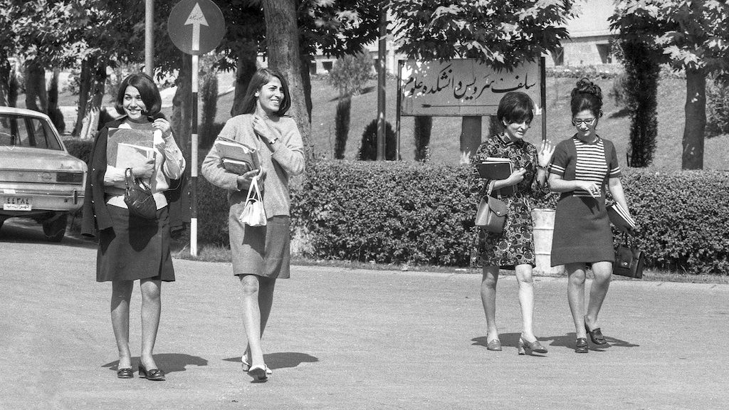 Vrouwen in Teheran, eind jaren '60.