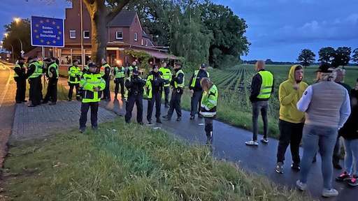 Racistische appjes over nep-grenscontroles 'walgelijk', zegt burgemeester