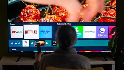 'Traditioneel' televisie kijken op Netflix, in Frankrijk kan het volgend jaar