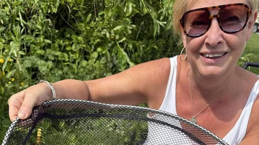 Britse vrouw (59) krijgt hondsdolheid door krab van puppy, sterft maanden later